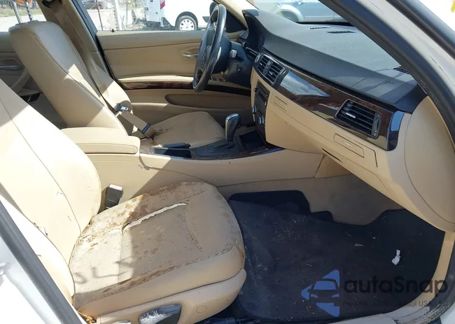 WBAPK5C51BF122022: 41784529