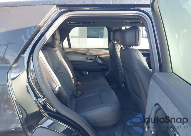 SAL1P9EU5PA151185: 41785772