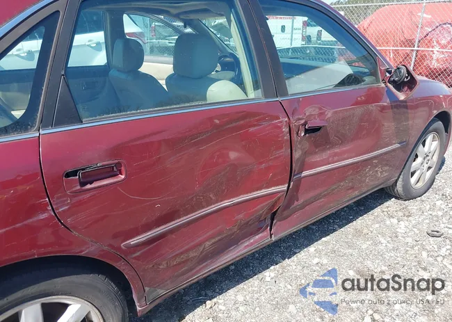 4T1BF28B31U137724: 41787080