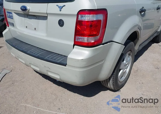 1FMCU02Z38KB28404: 41787090