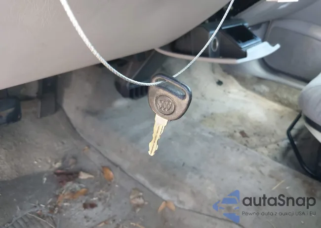 1G4HP52K73U277151: 41787115