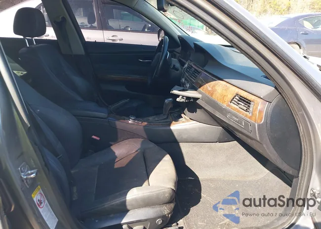 WBAPM77549NL87372: 41788094