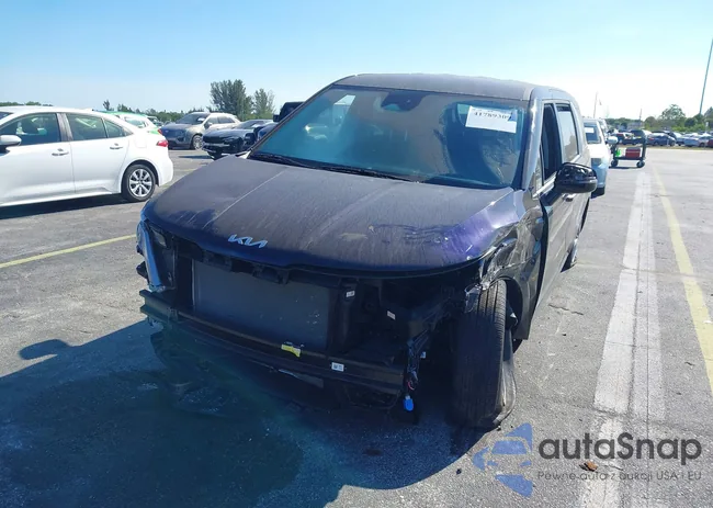 KNDNB4H33R6441640: 41789309