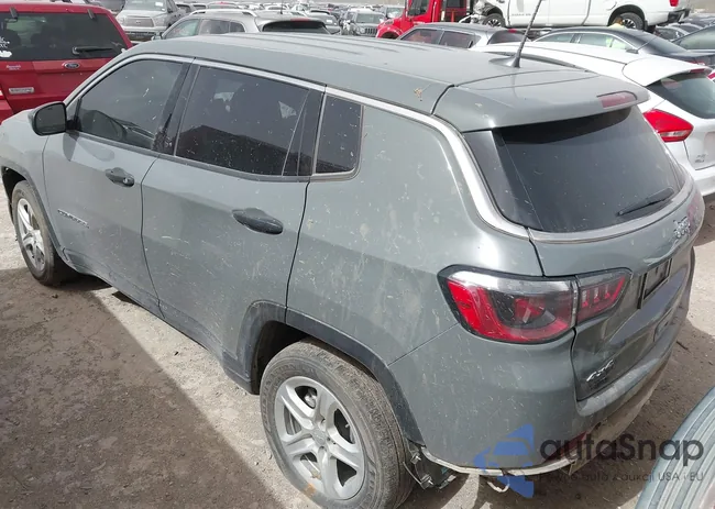 3C4NJDAN0PT572381: 41790372