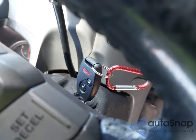 2HKYF18725H502429: 41790736