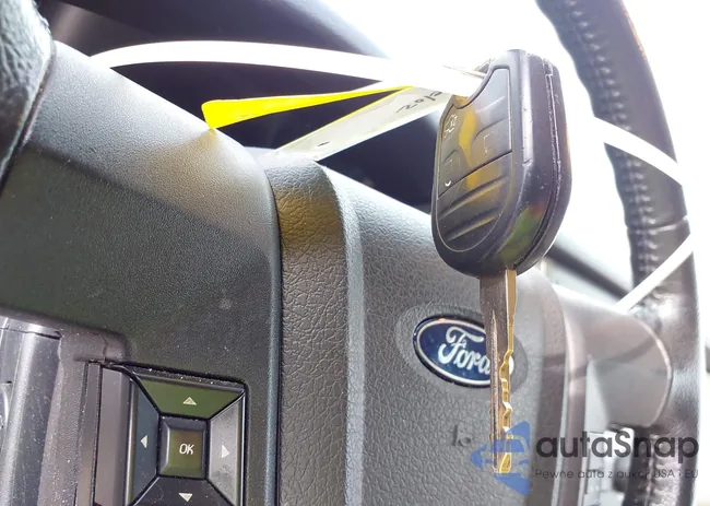 1FMJK1HT8HEA52523: 41790755