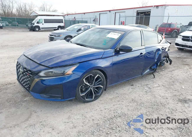 1N4BL4CVXRN315652: 41790778