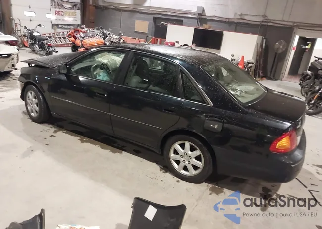 4T1BF28B9YU071089: 41790077