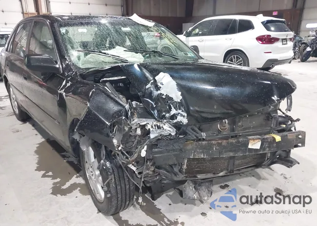 4T1BF28B9YU071089: 41790077