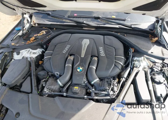 WBA7F2C54GG419323: 41791378