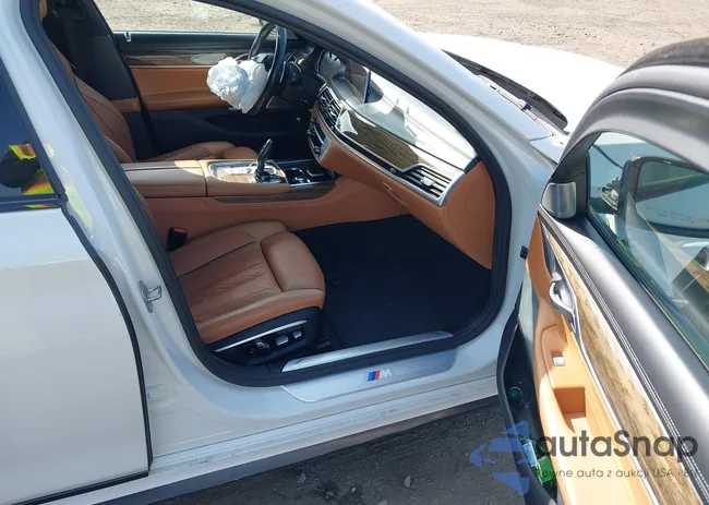 WBA7F2C54GG419323: 41791378