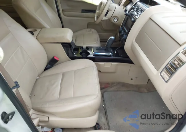 1FMCU94G59KB79467: 41792373