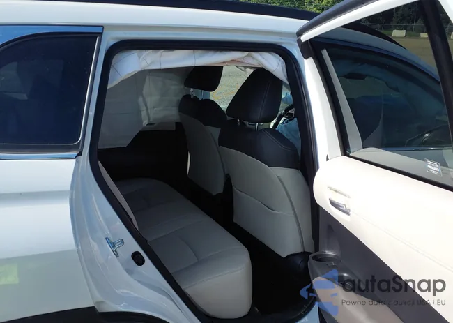 7MUDAABG3PV049012: 41792582