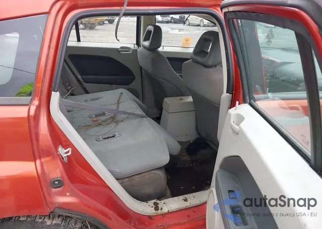 1B3HB48B97D557746: 41792897