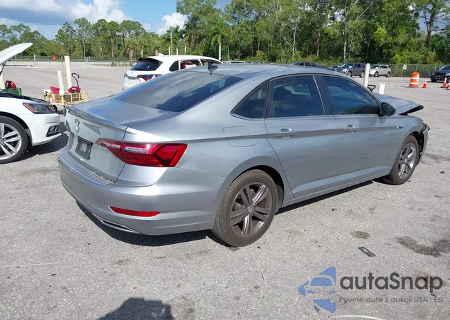 3VWC57BUXMM098476: 41792922