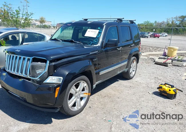 1C4PJLFK3CW131804: 41792181