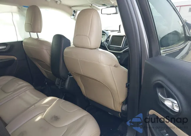 1C4PJLDB1GW272654: 41793549