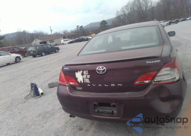 4T1BK36B56U071866: 41793074