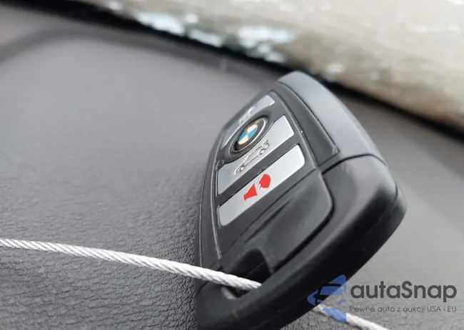 5UXWX9C51F0D48689: 41794261