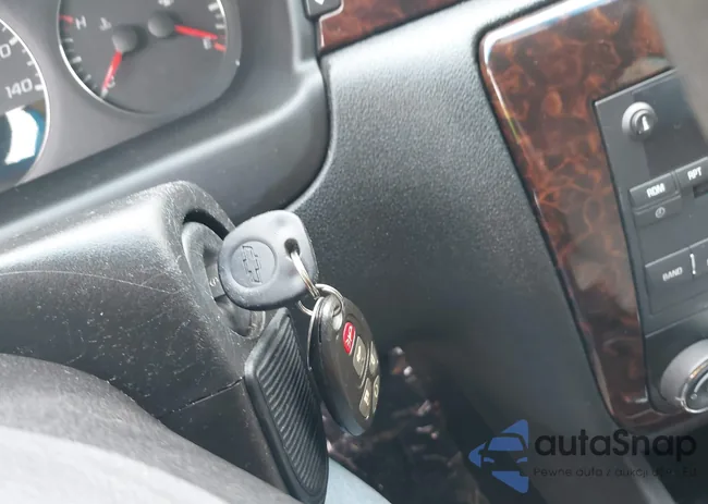 2G1WB5E37G1103847: 41795186