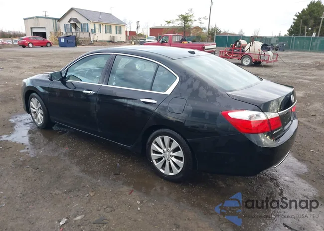 1HGCR2F88FA197869: 41796685