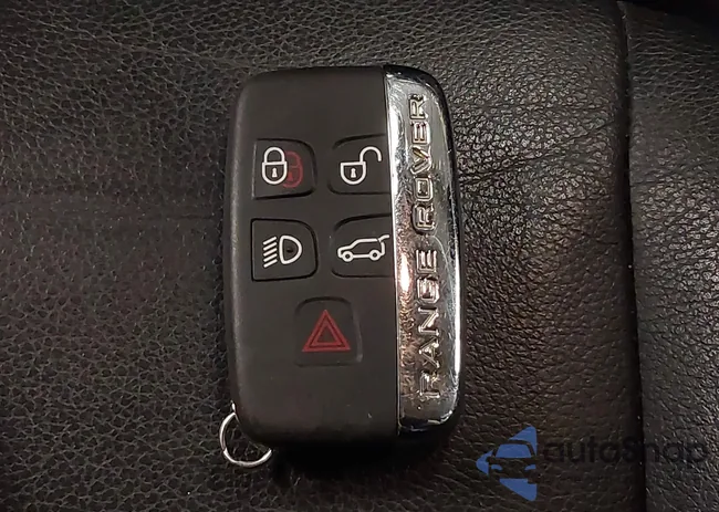 SALSF2D43CA758177: 41796804