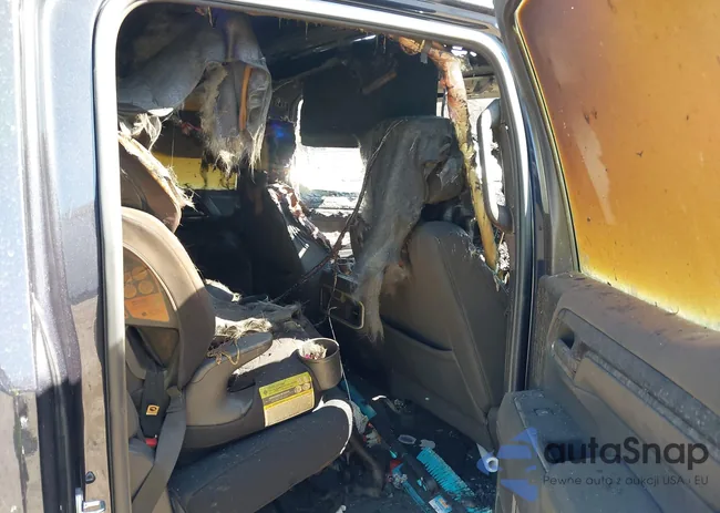 3GTUUDE85RG234624: 41797740