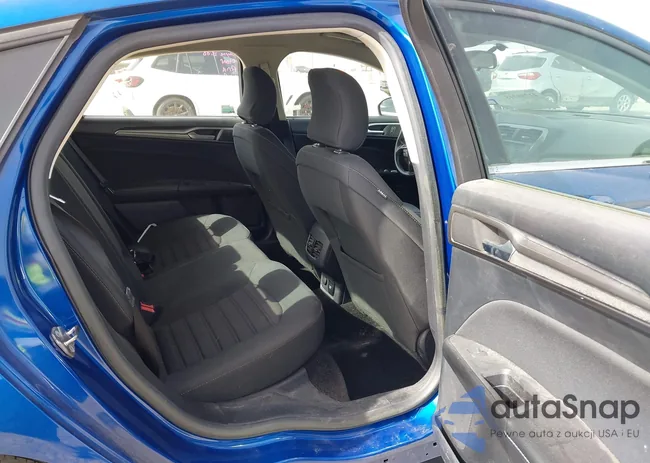 3FA6P0LU5JR153601: 41799315