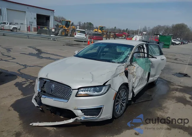 3LN6L5C99KR621468: 41800753