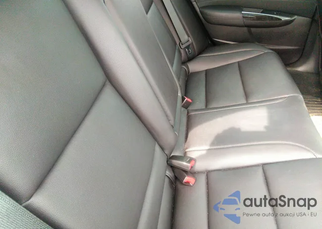 19UUB2F36JA012806: 41800782