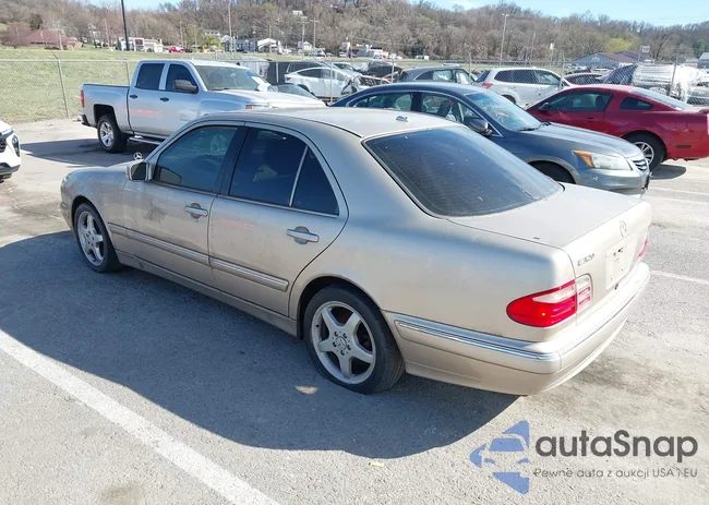 WDBJF65J61B251908: 41800893