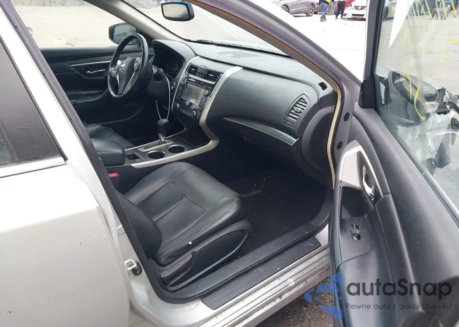 1N4AL3AP1DC297668: 41801727