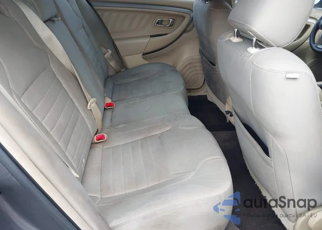 1FAHP2D88EG143275: 41801787