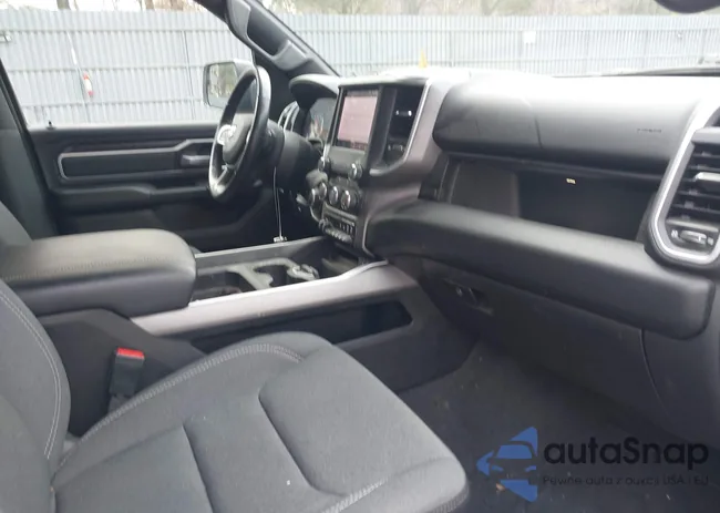 1C6SRFFT3NN279836: 41801017