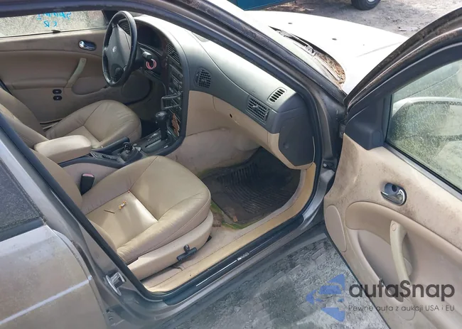 YS3EF48Z613013360: 41801183