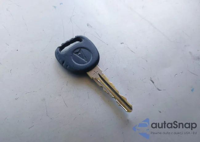 1G2ZG528354114758: 41803541