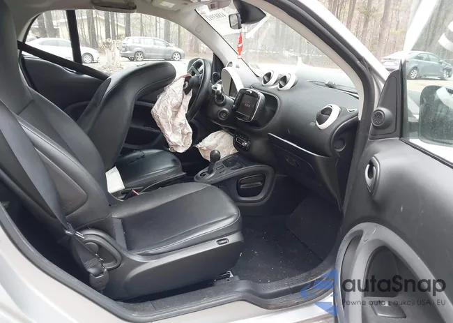 WMEFJ5DA4HK169267: 41803911