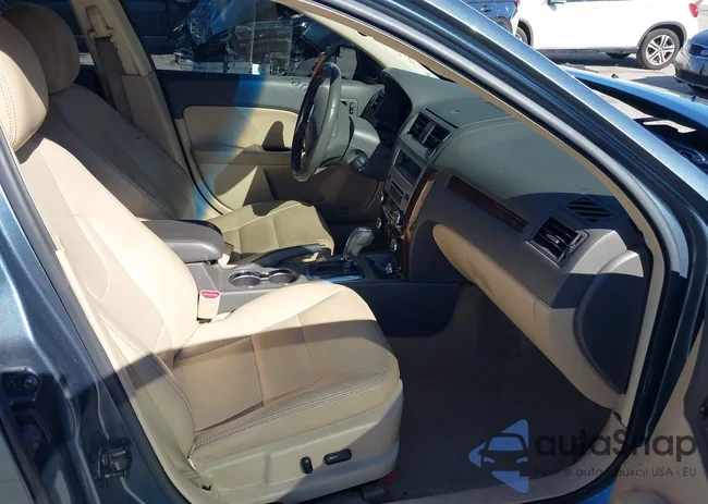 3FAHP0JA4CR298844: 41804346