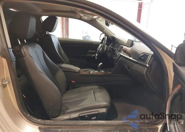 WBA3N9C58EF721677: 41804688