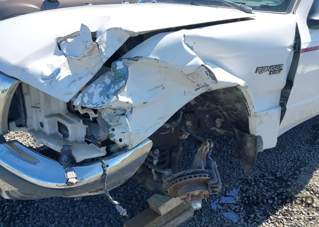 1FTYR14C4WPA17788: 41804086