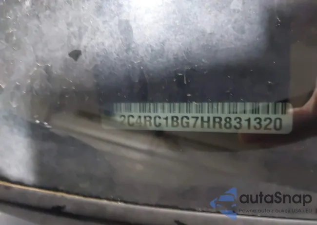 2C4RC1BG7HR831320: 41805697