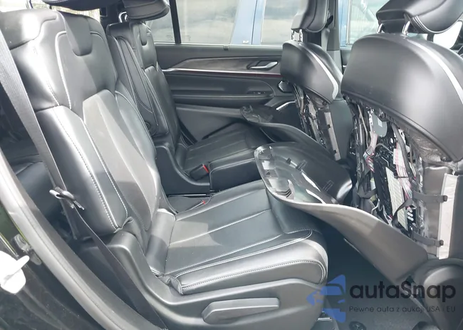 1C4RJKDG7M8140271: 41806329