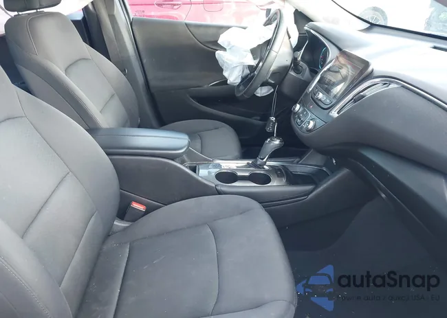 1G1ZE5ST4HF157819: 41806619