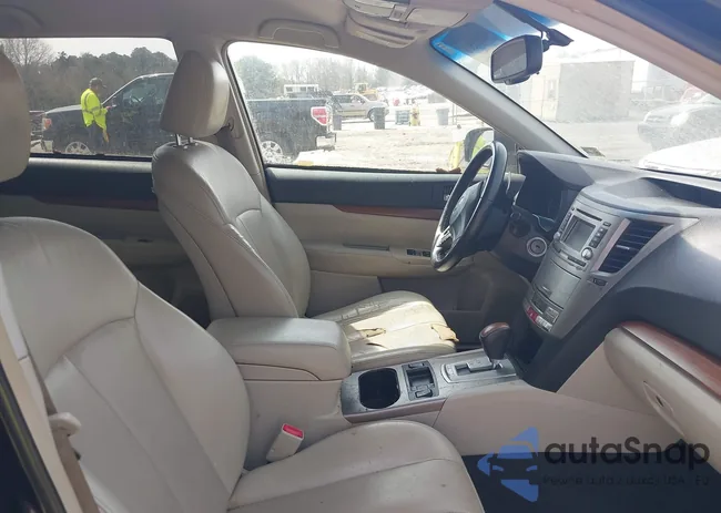 4S4BRCJC7D3303382: 41807508