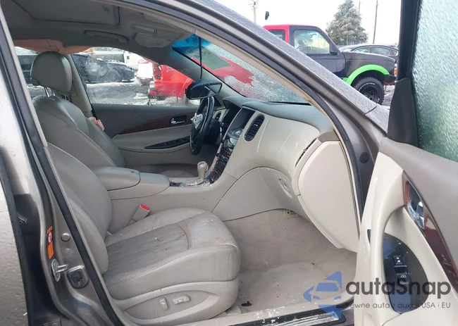 JNKAJ09F39M951564: 41807892