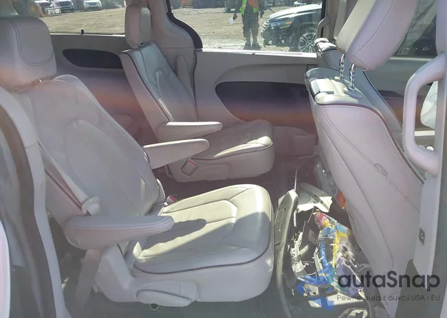 2C4RC1GG2HR564807: 41807121