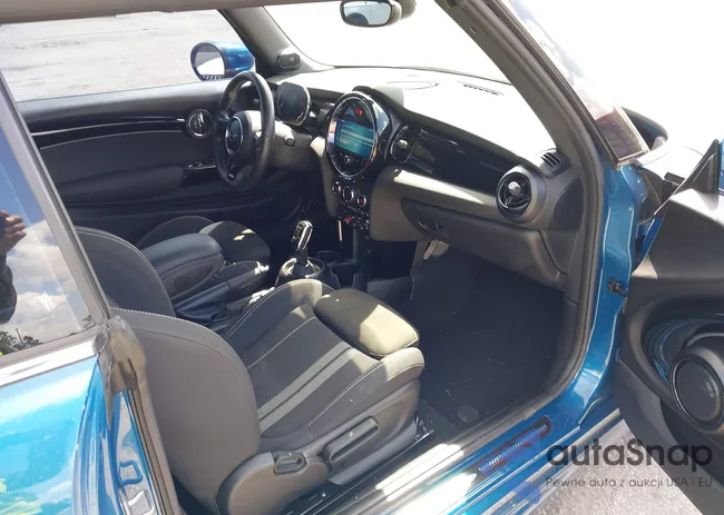 WMW63DL0XN3P15732: 41807134