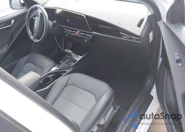 KNDCR3LE4P5090505: 41808726