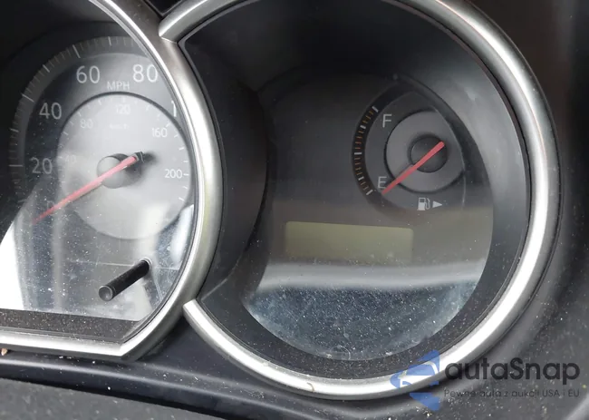 3N1BC13E18L380805: 41809549