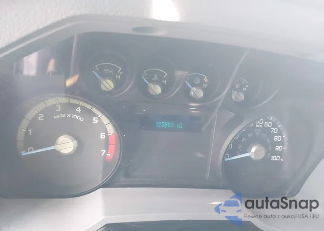 1FT7X2A69GED30564: 41809175